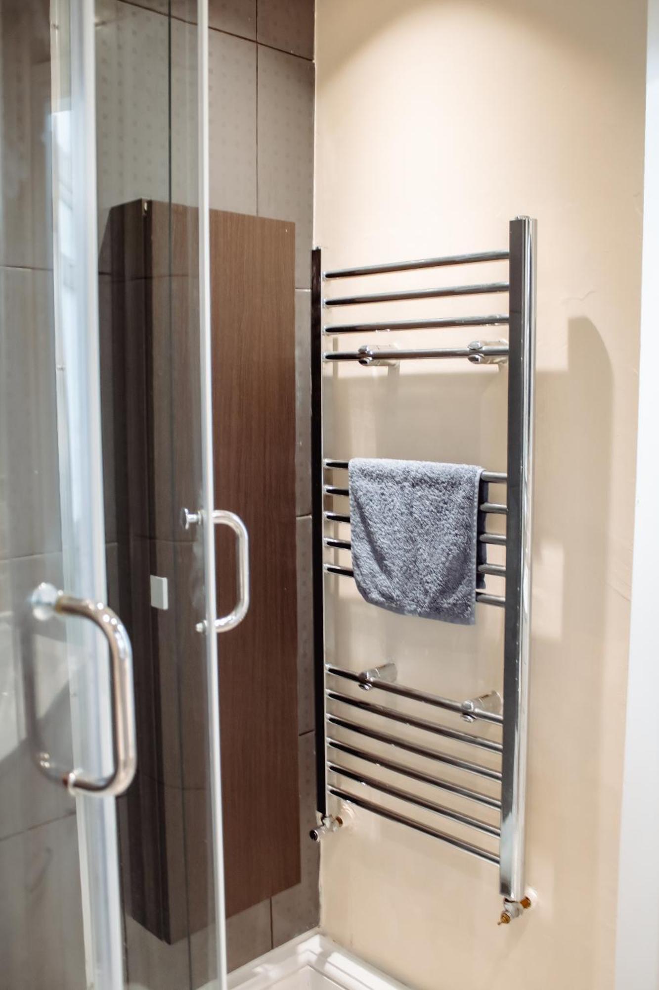 Ferienwohnung Spacious Flat With Free Parking Harrogate Exterior foto
